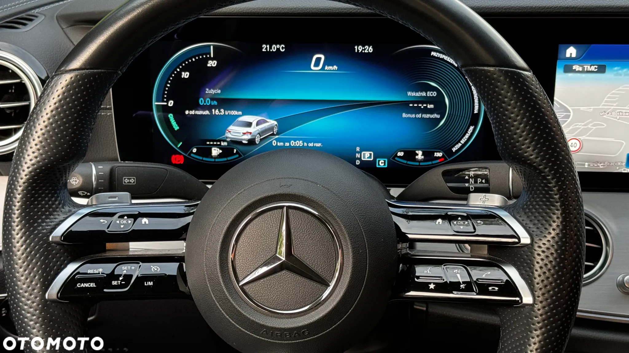 Mercedes-Benz Klasa E 220 d 4-Matic AMG - 25