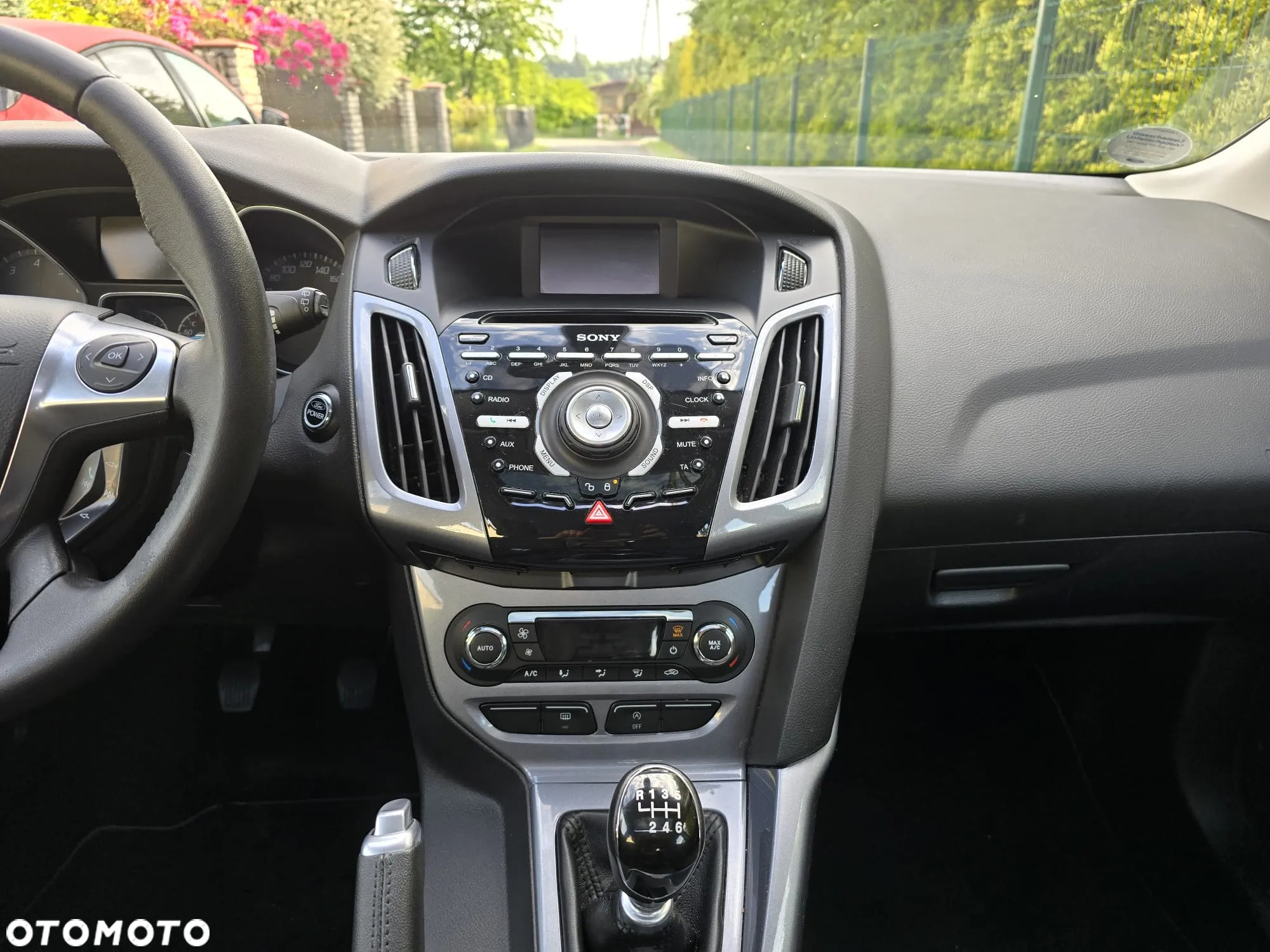 Ford Focus 1.0 EcoBoost Titanium - 28