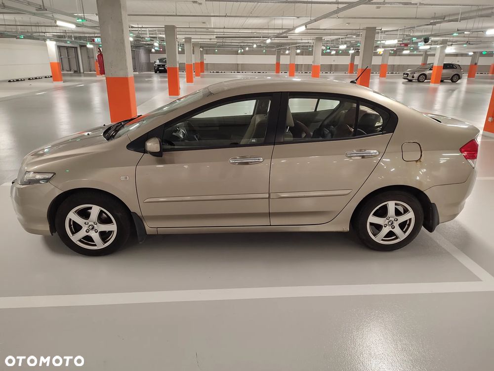 Honda City 1.4 Comfort - 2