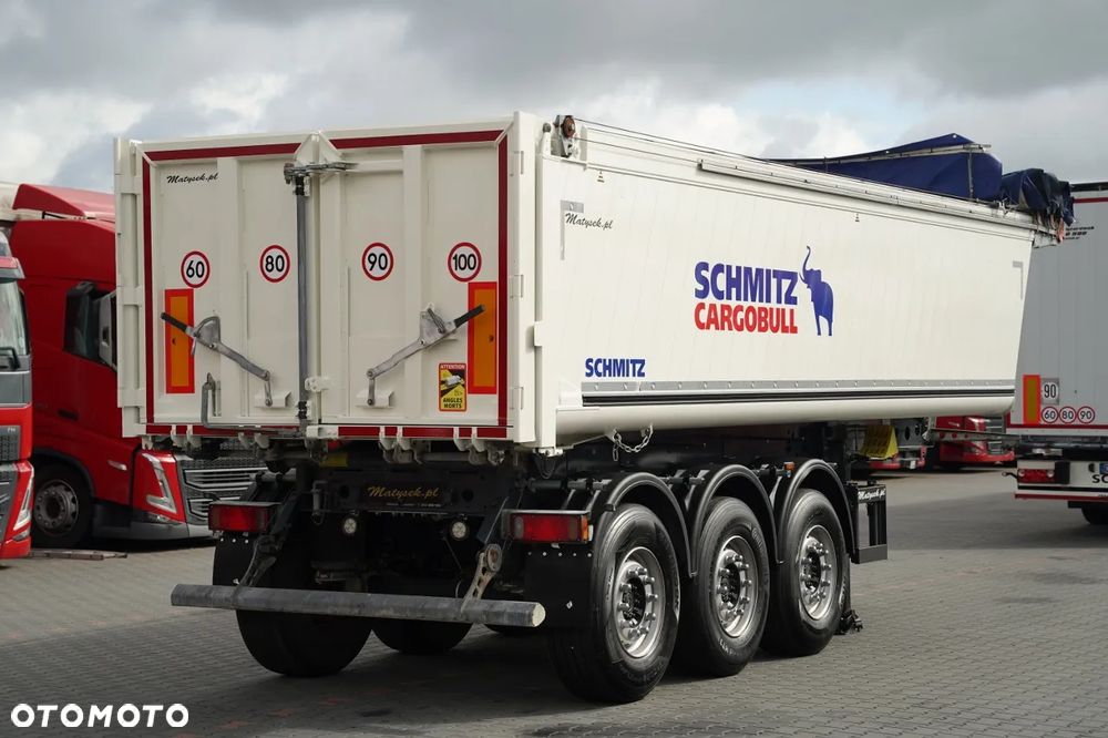 Schmitz Cargobull / WYWROTKA - 28 m3 / ALUMINIOWA / PLANDEKA ELEKTRYCZNA / OŚ PODNOSZONA / KLAPO - DRZWI / WAGA: 5 480 KG / - 6