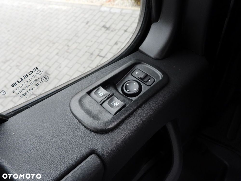 Renault MASTER PLANDEKA 10 PALET WEBASTO TEMPOMAT PNEUMATYKA KLIMATYZACJA  165KM - 32