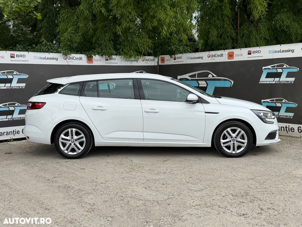 Renault Megane TCe 115 GPF LIFE - 30