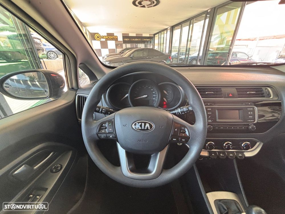 Kia Rio 1.1 CRDi EX ISG - 11