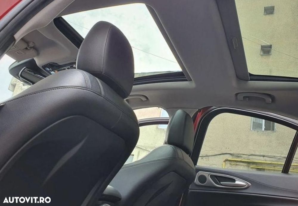 Alfa Romeo Giulia 2.2 JTDM AWD Aut. Veloce - 19