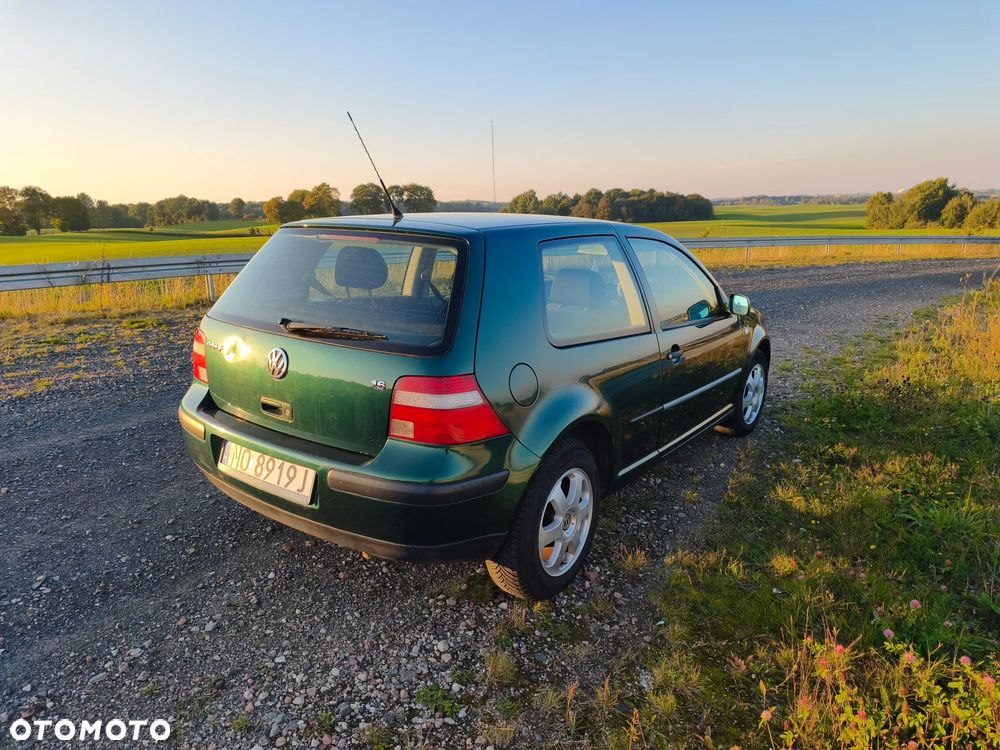 Volkswagen Golf 2002 photo 4