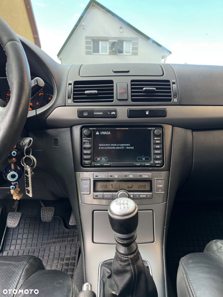 Toyota Avensis 2.2 D-4D Platinium - 15
