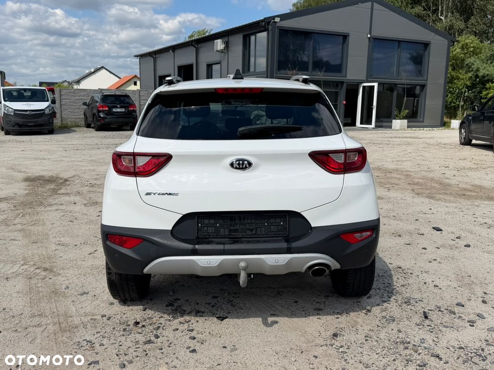 Kia Stonic 1.4 L - 12