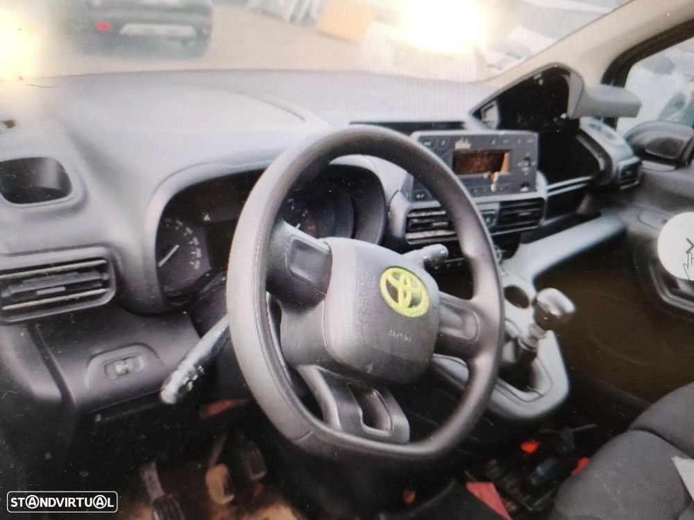 Toyota Proace 1.5D 3LG longa já c/ iva - 13