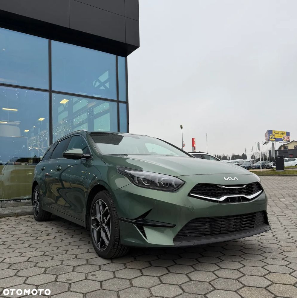 Kia Ceed 1.5 T-GDI Tribute - 3