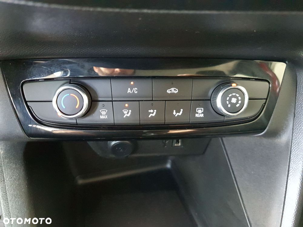 Opel Corsa 1.2 Elegance S&S - 18