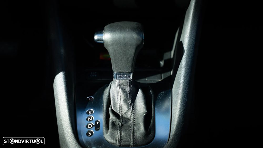 VW Golf 2.0 TDI DPF DSG Style - 26