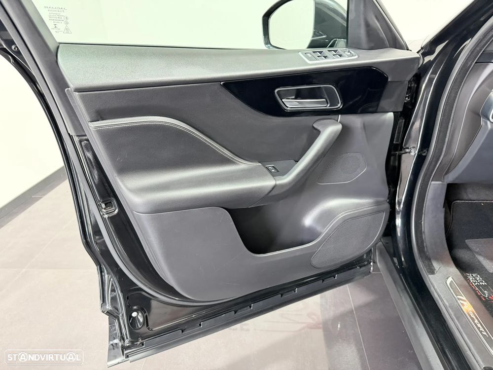 Jaguar F-Pace 2.0 i4D R-Sport Aut. - 19