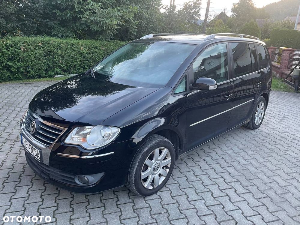 Volkswagen Touran - 1