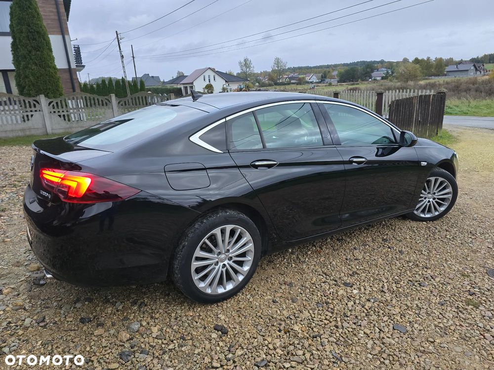 Opel Insignia 2.0 CDTI 4x4 GSi S&S - 3