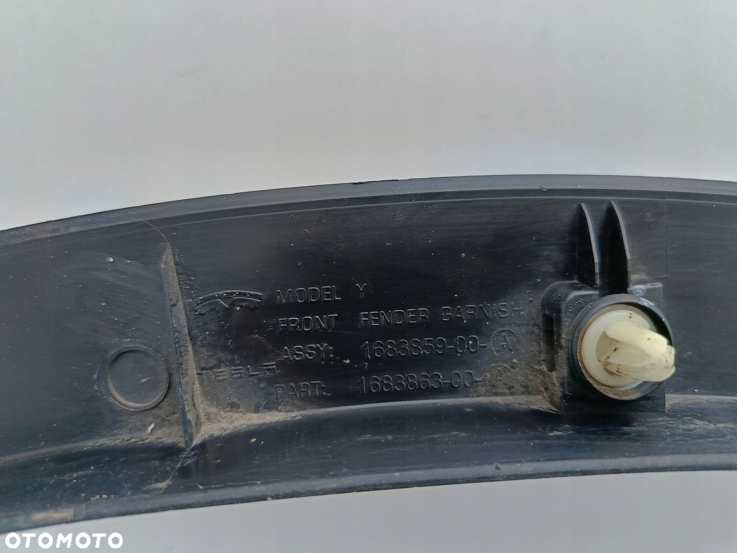 TESLA MODEL Y MY 20- NAKŁADKA LISTWA BŁOTNIKA LEWY PRZÓD 1683863-00-A - 13