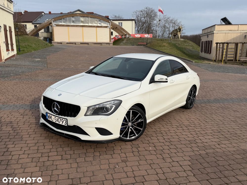 Mercedes-Benz CLA 220 d 7G-DCT AMG Line - 10