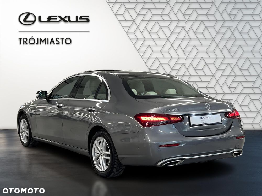 Mercedes-Benz Klasa E - 4