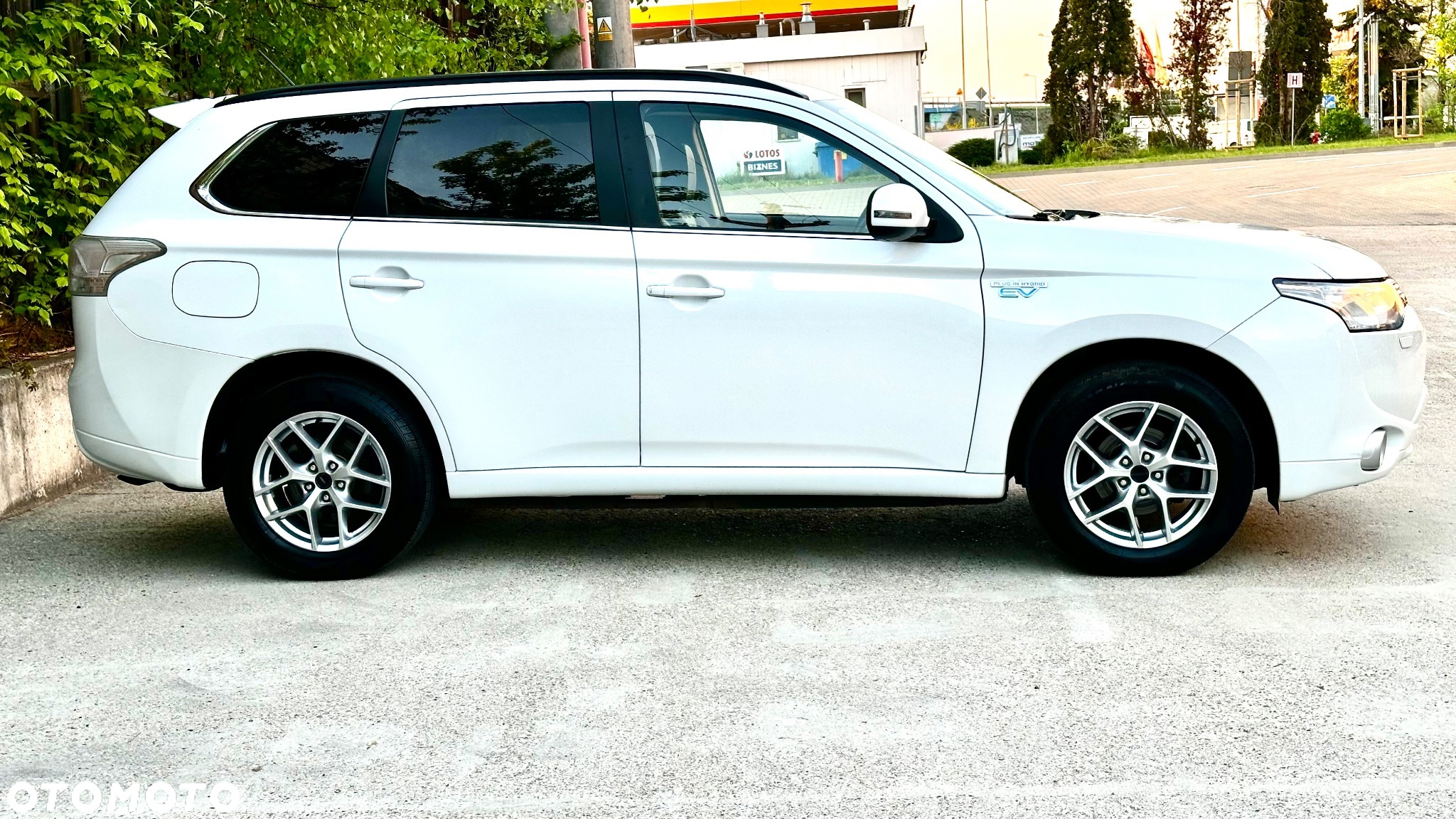 Mitsubishi Outlander 2.0 4WD Plug-In Hybrid Top - 6
