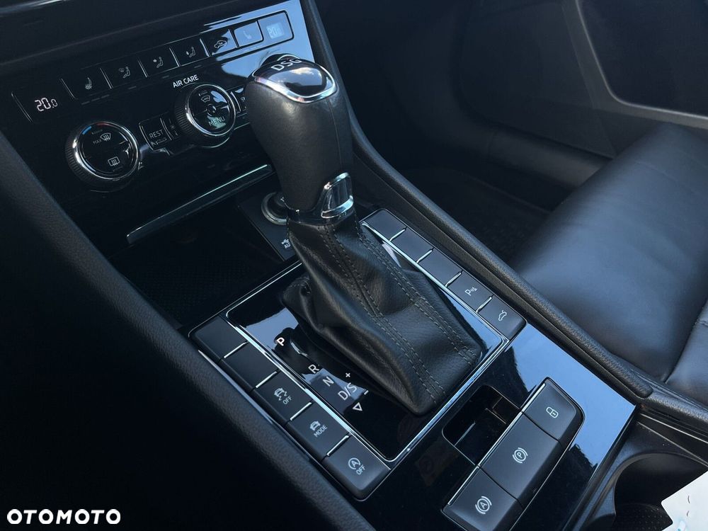 Skoda Superb 2.0 TSI L&K DSG - 31