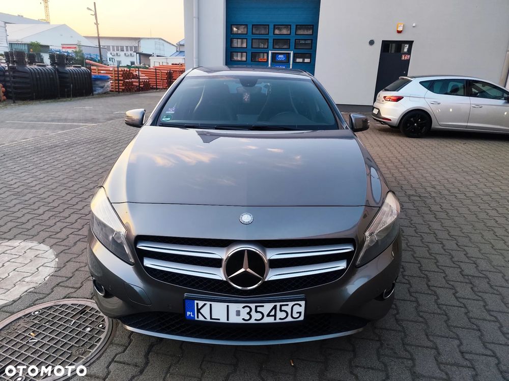 Mercedes-Benz Klasa A 200 CDI 7G-DCT AMG Line - 12