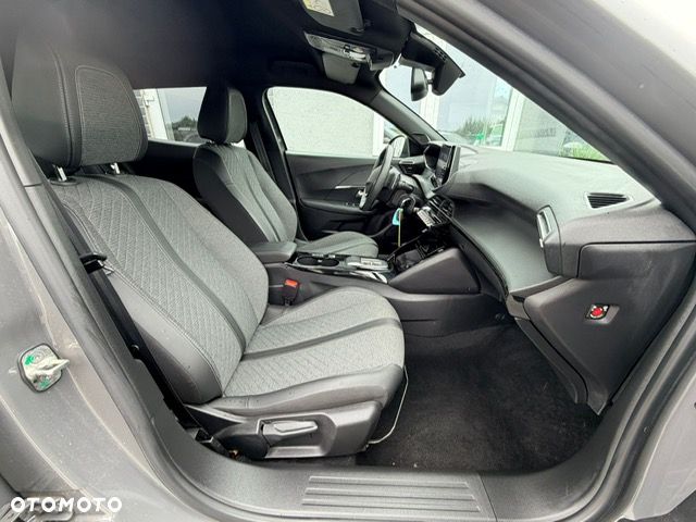 Peugeot 2008 PureTech 130 EAT8 Allure Pack - 10