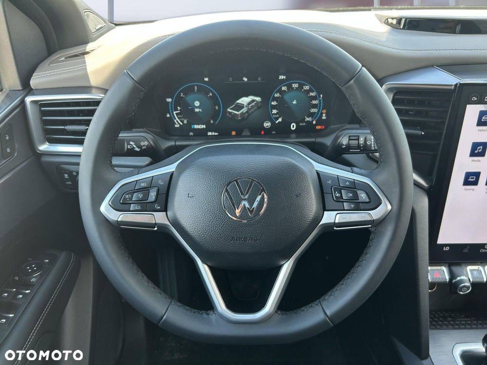 Volkswagen Amarok - 18