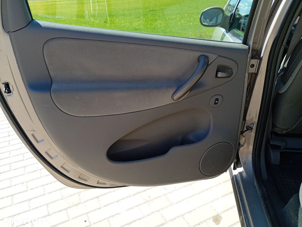 Citroën Xsara Picasso 1.8i Exclusive - 20