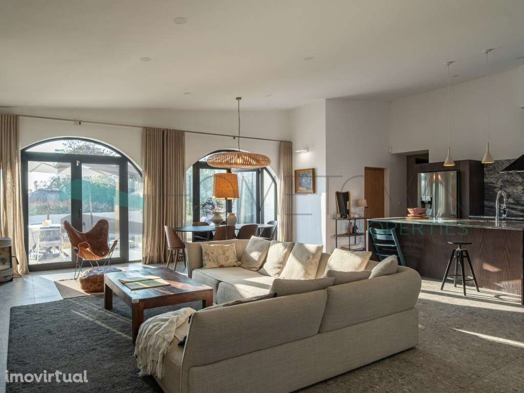 O Refúgio Perfeito no Algarve - Moradia T3 em Boliqueime - Grande imagem: 2/49