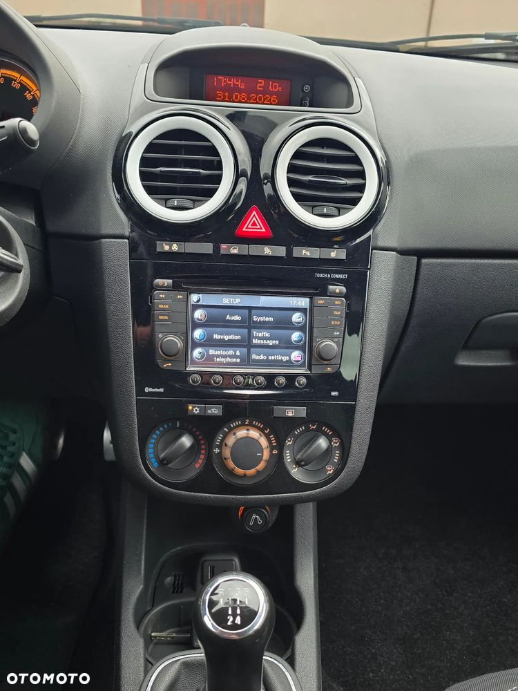 Opel Corsa 1.4 16V Color Edition - 15