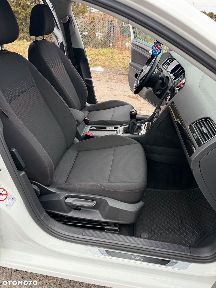 Volkswagen Golf 1.6 TDI SCR Join - 12