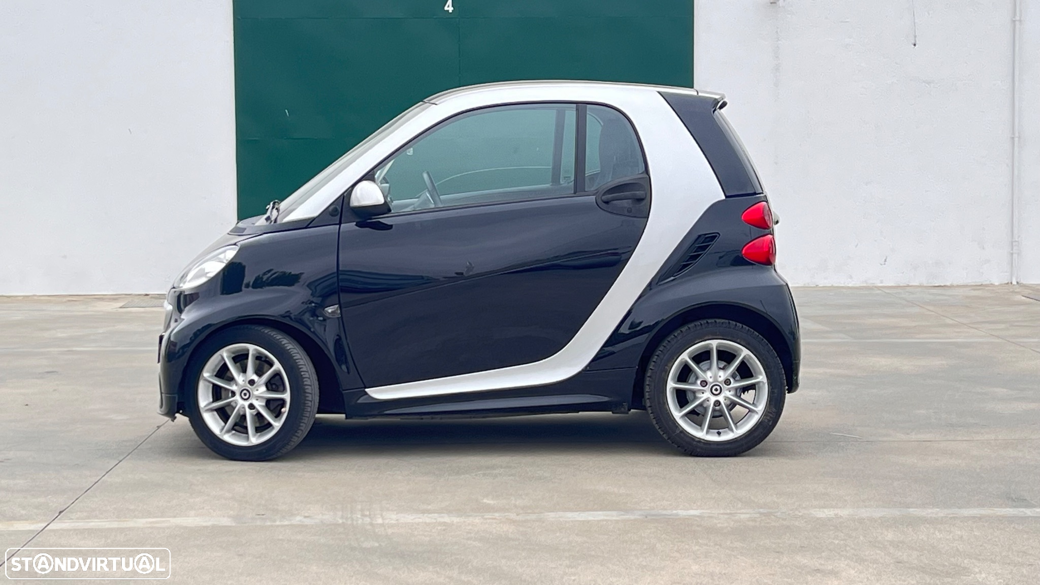 Smart ForTwo Coupé 1.0 mhd Passion 71 Softouch - 3
