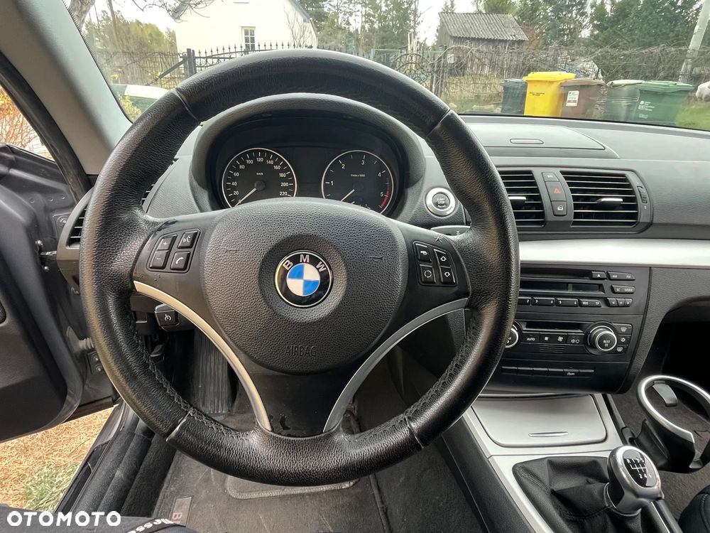 BMW Seria 1 - 12