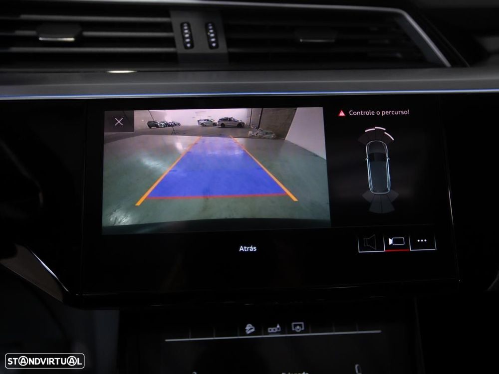 Audi e-tron 55 quattro - 23