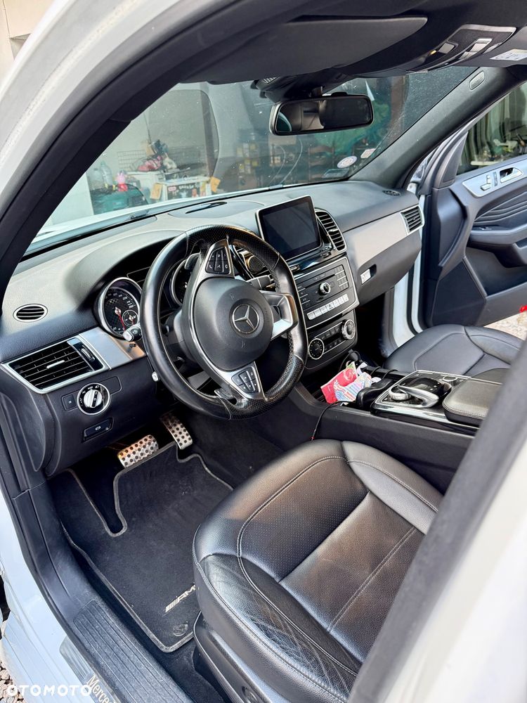 Mercedes-Benz GLE 250 d 4-Matic - 13
