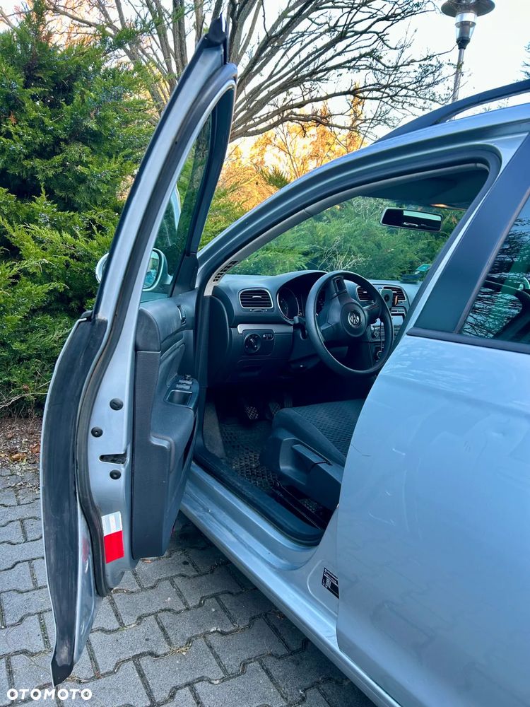 Volkswagen Golf 1.6 TDI Comfortline - 7
