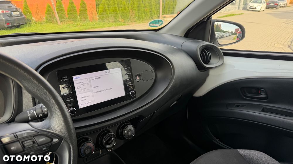 Toyota Aygo X Business Edition - 26