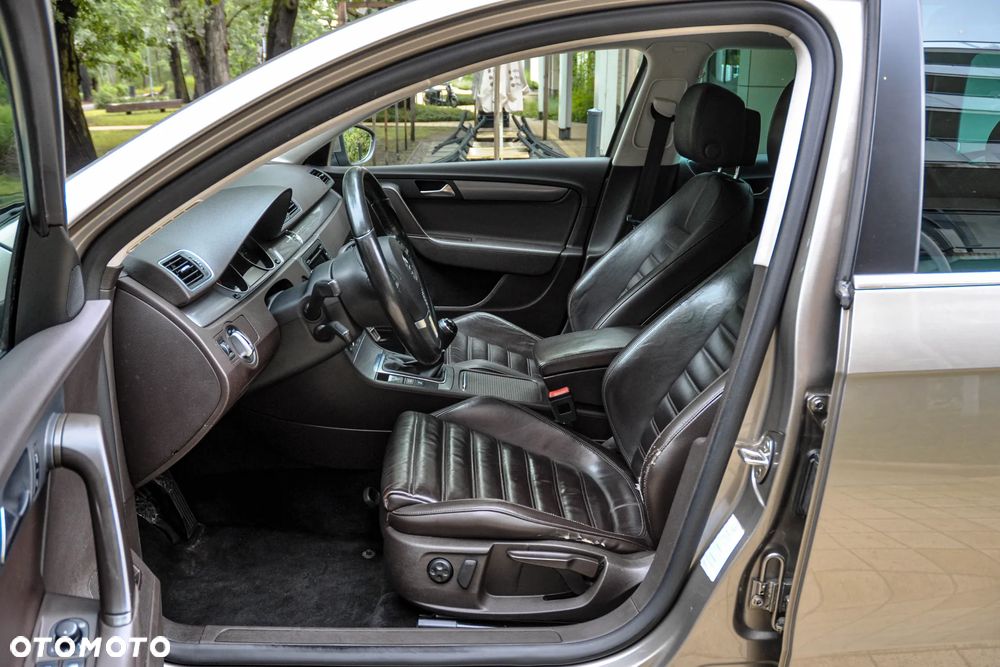 Volkswagen Passat - 7