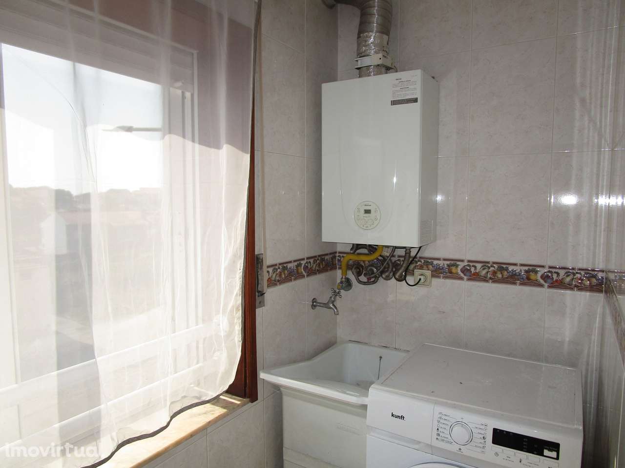 T3 no centro de Lourosa com garagem fechada - Grande imagem: 3/19