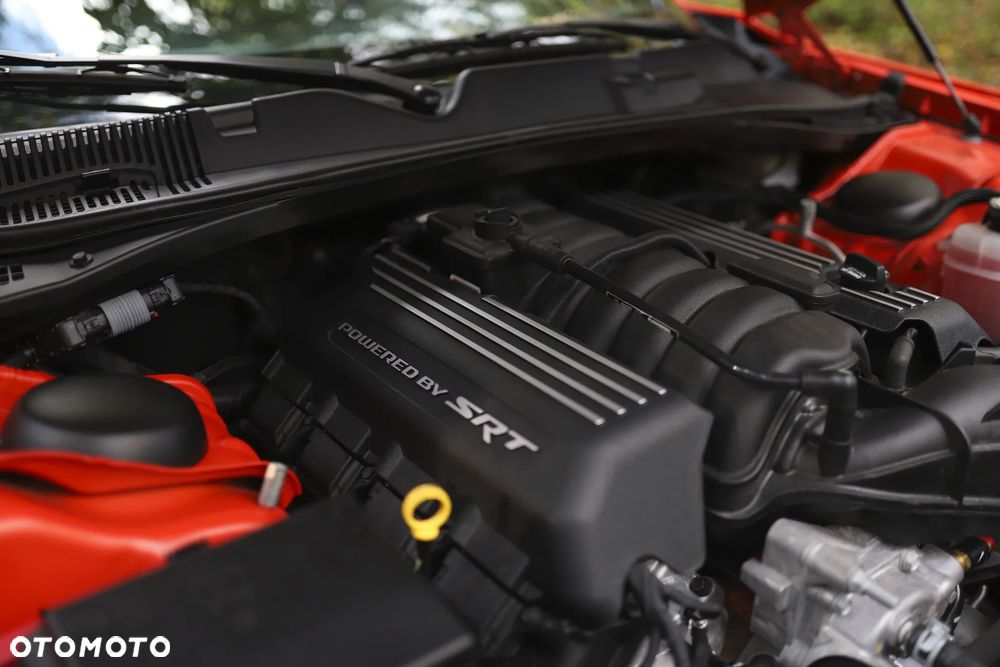 Dodge Challenger 6.4 Scat Pack - 4