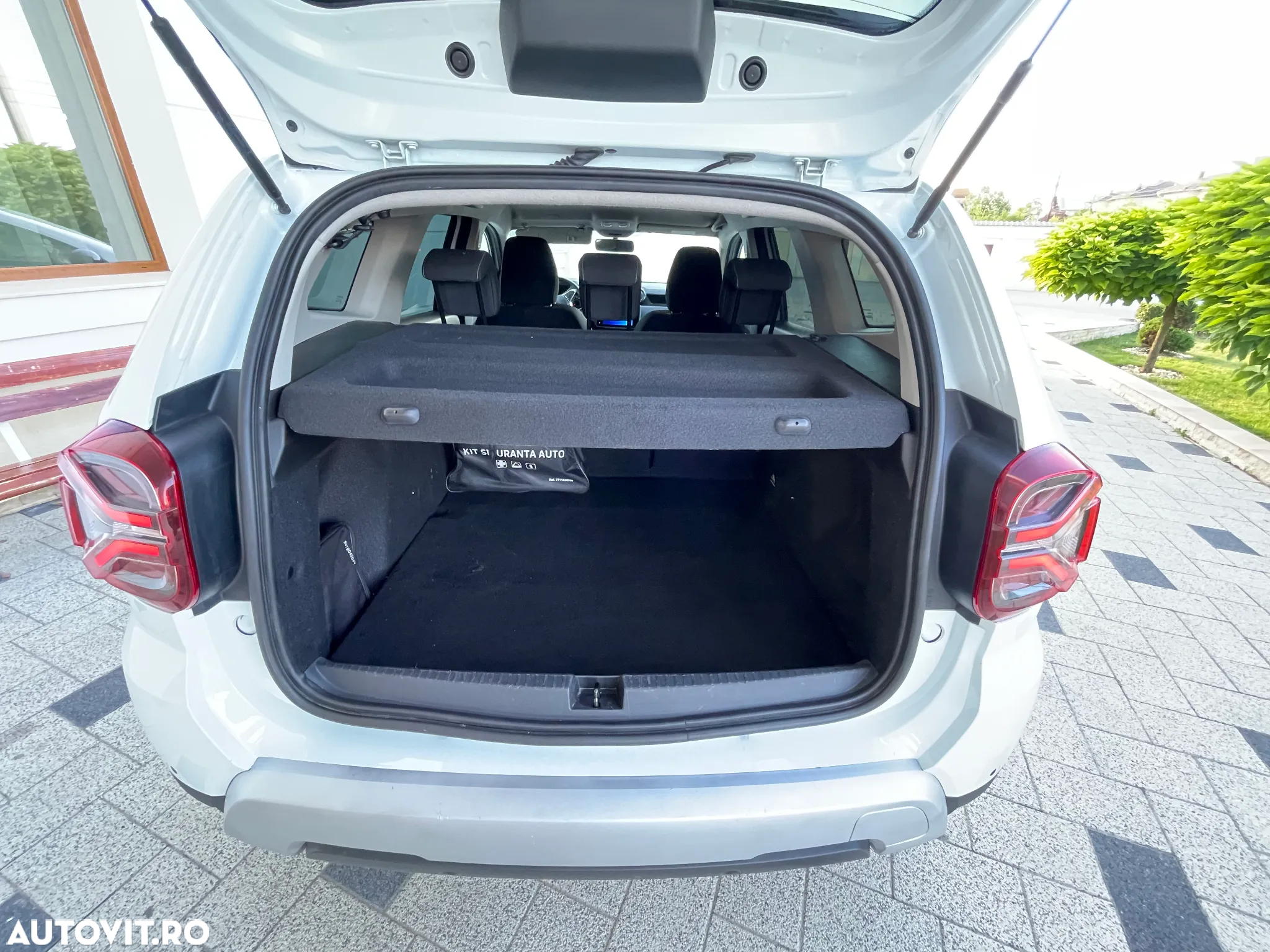 Dacia Duster ECO-G 100 Journey+ - 12