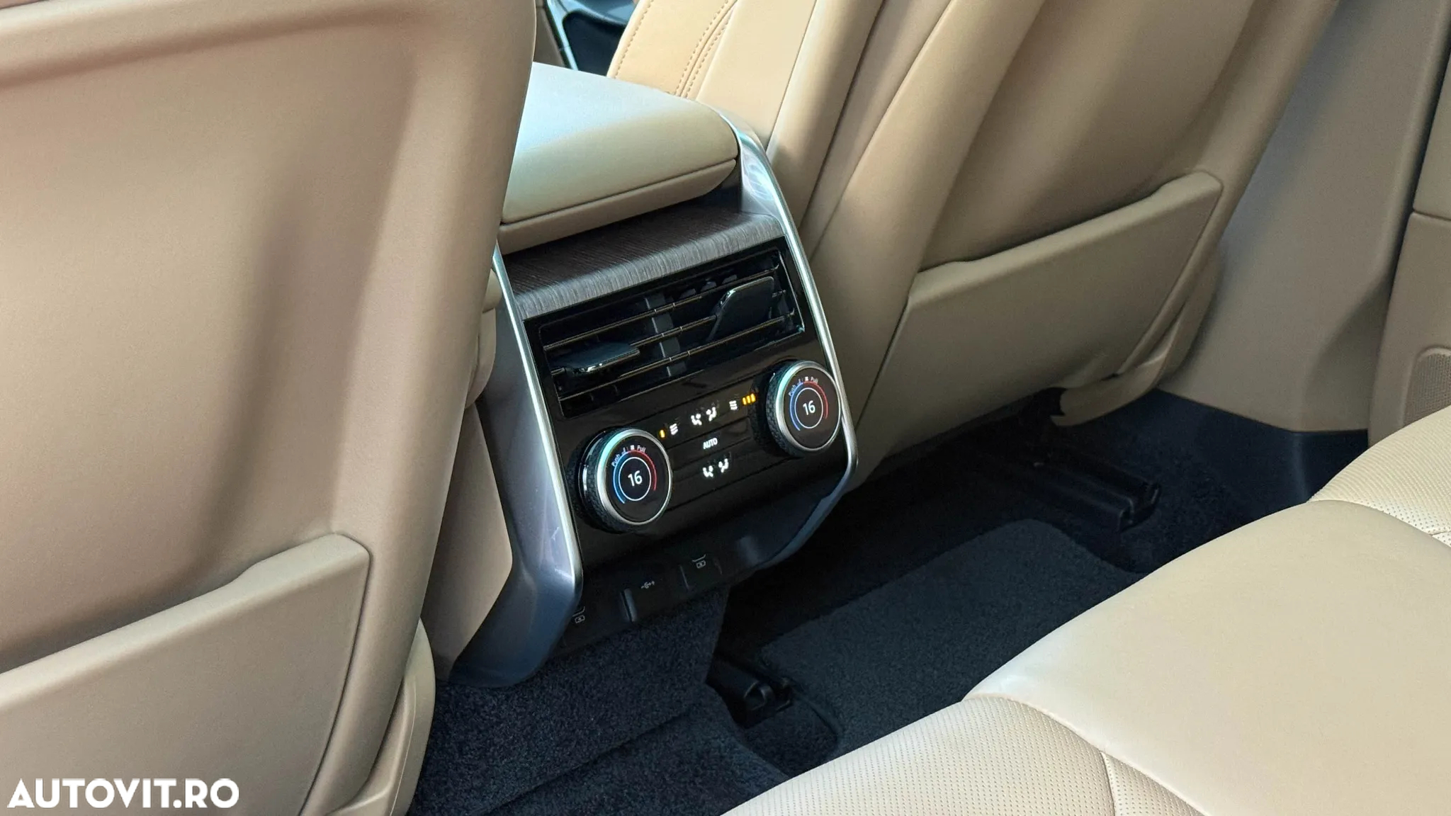 Land Rover Range Rover 3.0 I6 D350 MHEV Autobiography - 17
