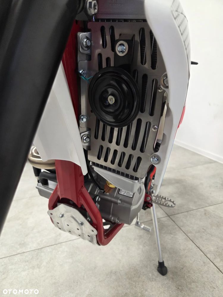 Barton FRX 125 - 32