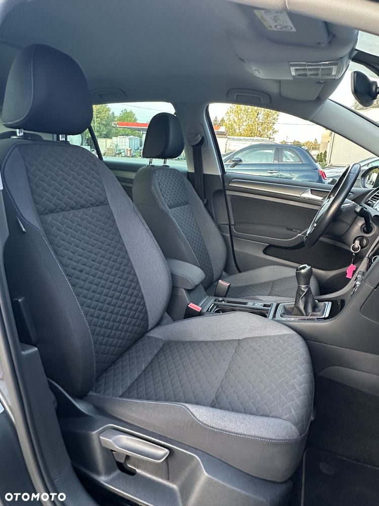 Volkswagen Golf 1.5 TSI BMT Comfortline - 15