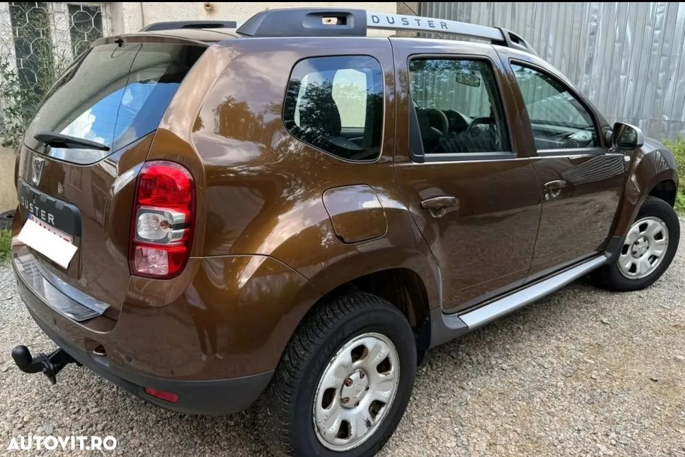 Dacia Duster 1.2 TCe 4x2 Laureate - 2