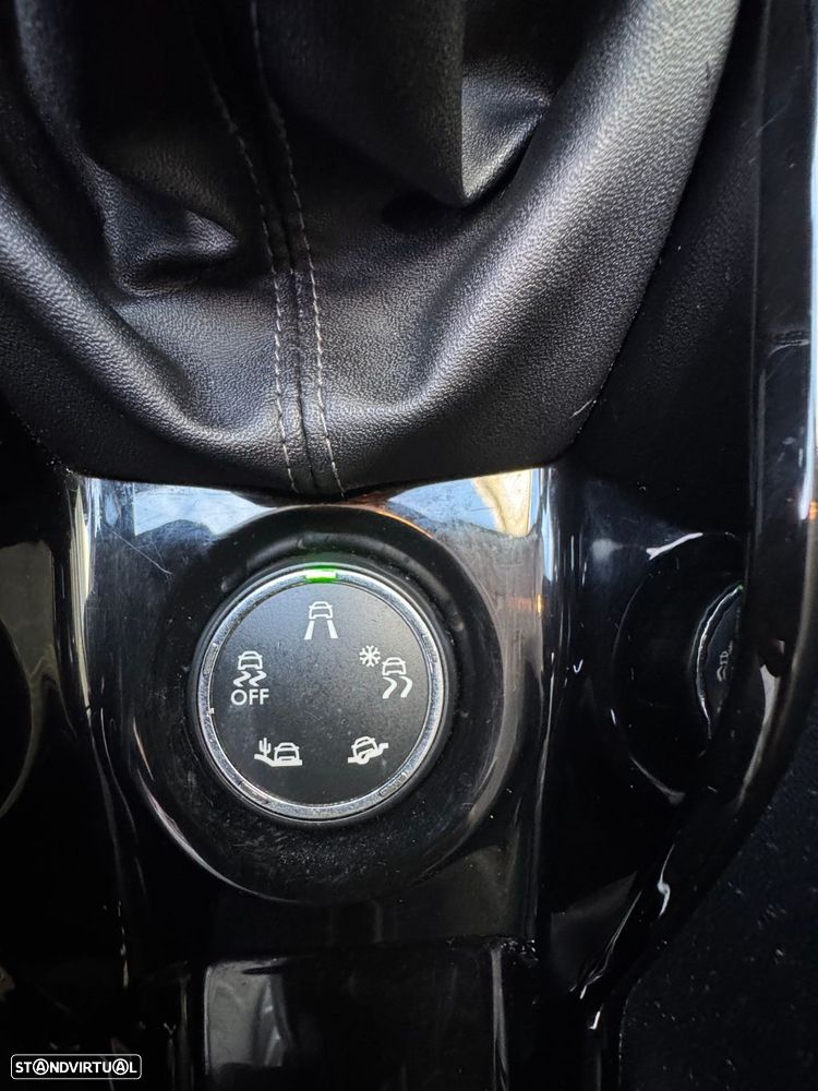 Peugeot 2008 BlueHDi 100 STOP & START Allure - 15