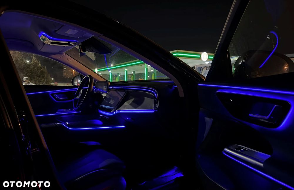 Mercedes-Benz Klasa E 300 Avantgarde - 13