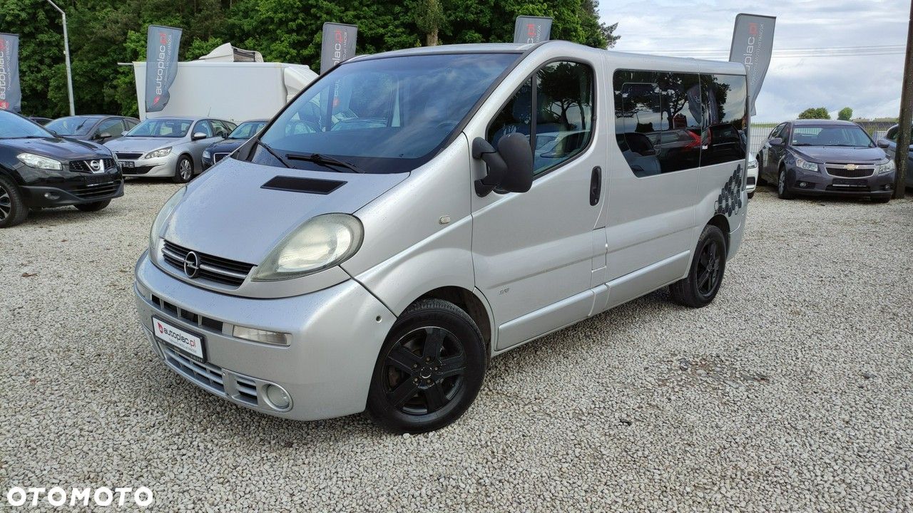 Opel Vivaro - 1
