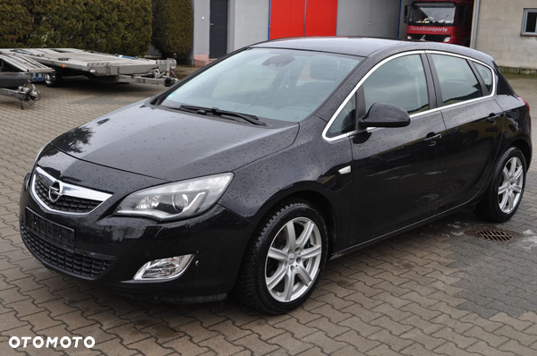 Opel Astra 2.0 CDTI DPF Automatik Sport