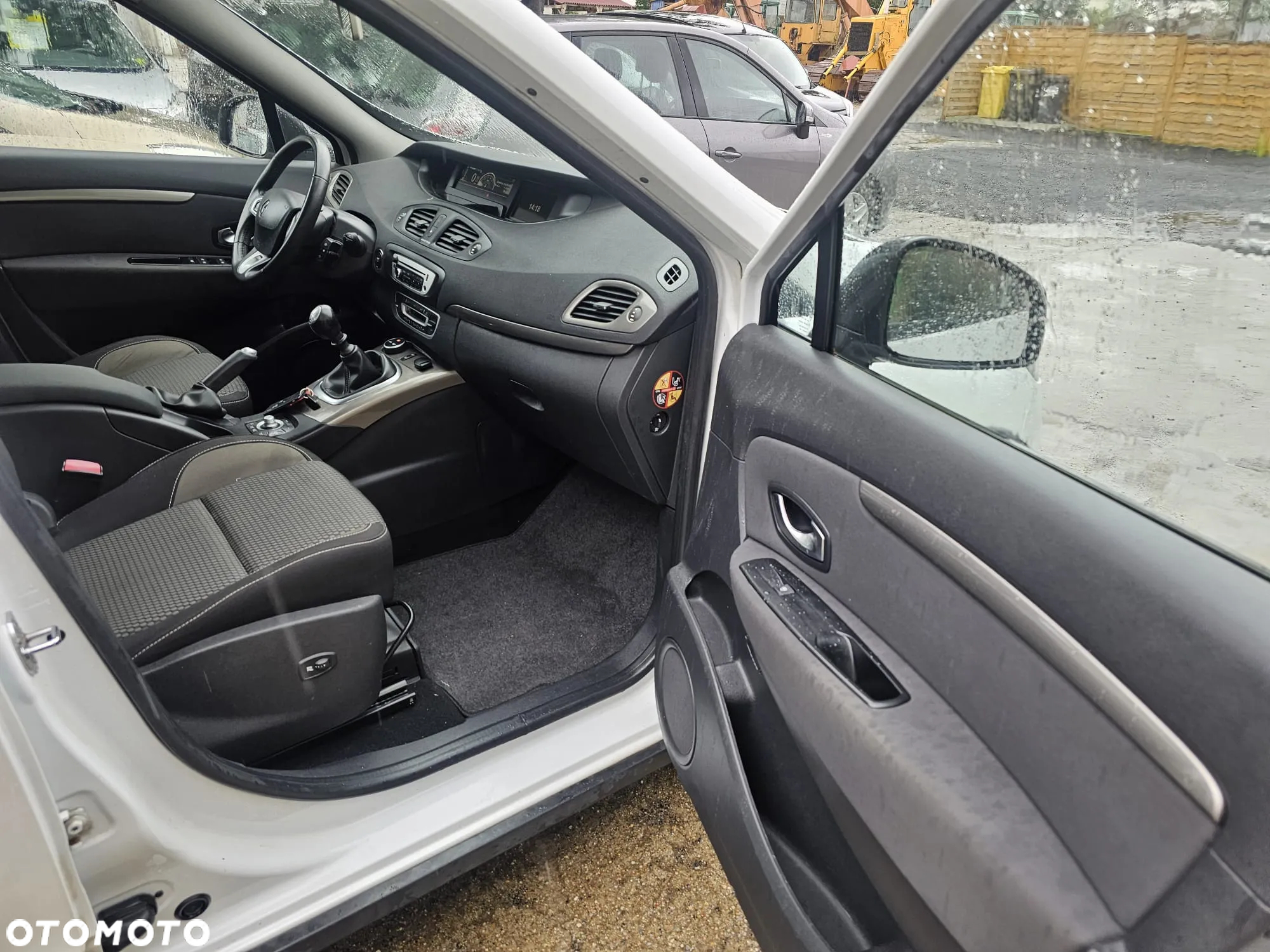 Renault Scenic - 27