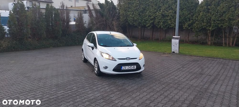 Ford Fiesta 1.6 TDCi DPF Trend - 3